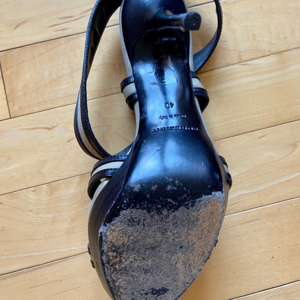 Burberry ankle strap heels! - Picture 5 of 5